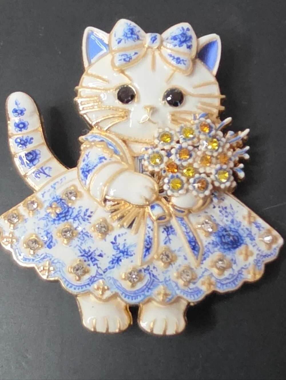 N/A charming blue